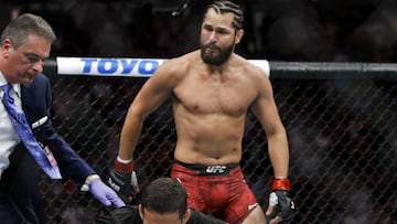  The UFC fighter and once title contender wants to challenge again for the welterweight and, in the process, beat up Jake and Logan Paul. 